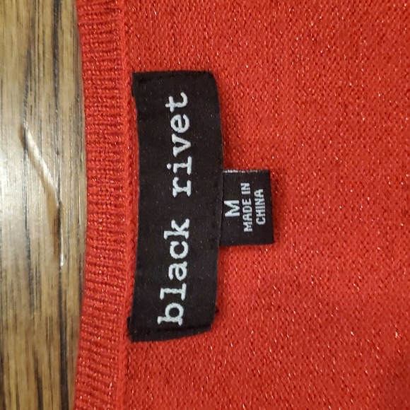 Womens Black Rivet red sparkly round neck sweater size M - Picture 4 of 5
